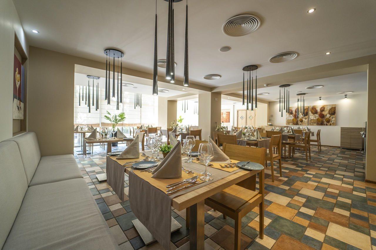 Hvd Viva Club Ultra All Inclusive - Private Beach & Free Parking Golden Sands Exterior photo