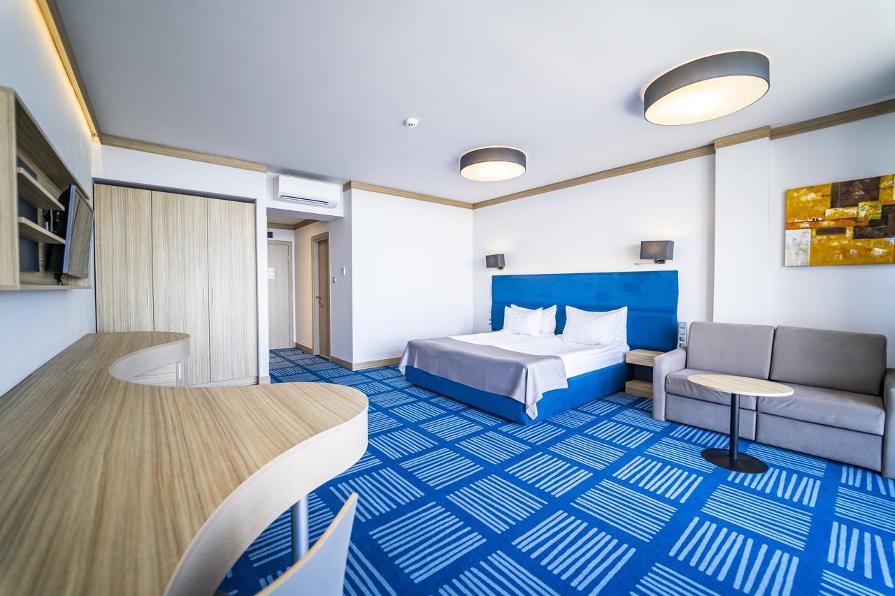 Hvd Viva Club Ultra All Inclusive - Private Beach & Free Parking Golden Sands Exterior photo