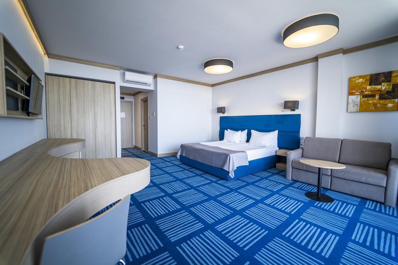 Hvd Viva Club Ultra All Inclusive - Private Beach & Free Parking Golden Sands Exterior photo