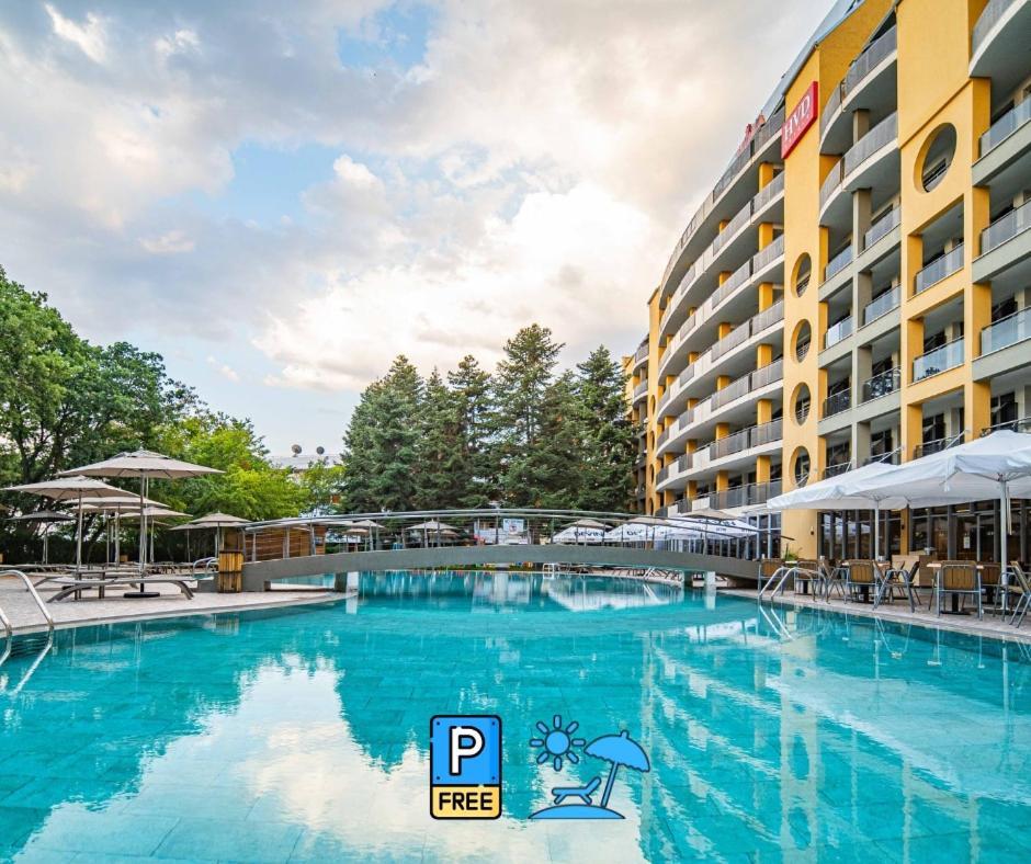 Hvd Viva Club Ultra All Inclusive - Private Beach & Free Parking Golden Sands Exterior photo